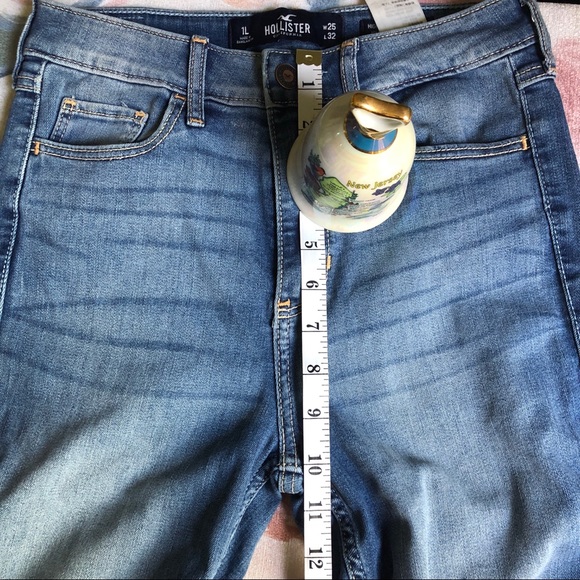 Hollister high rise supper skinny jeans, size W25/L32 - Picture 9 of 12